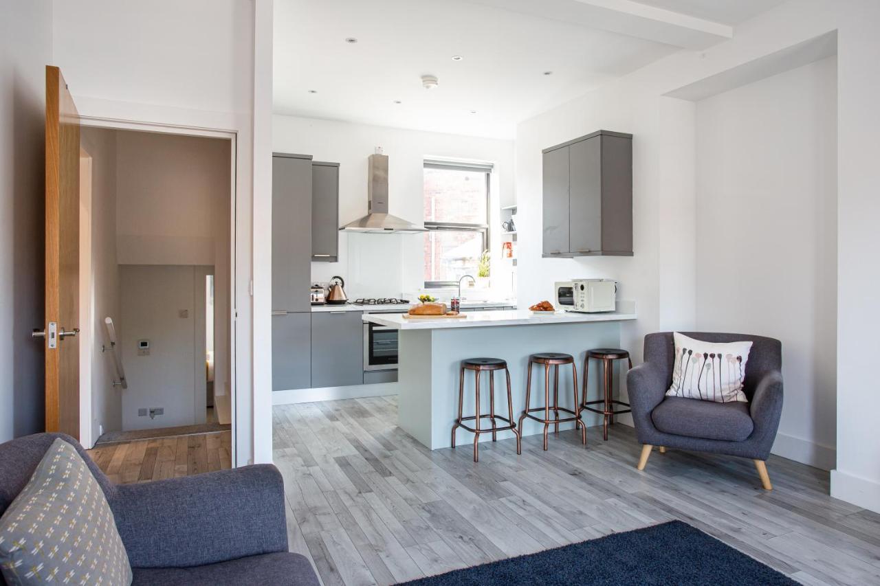 Modern Luxury Apartment, Sleeps 6, Best Location Belfast Exterior foto