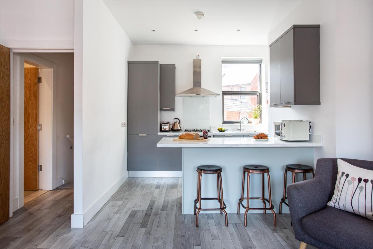 Modern Luxury Apartment, Sleeps 6, Best Location Belfast Exterior foto
