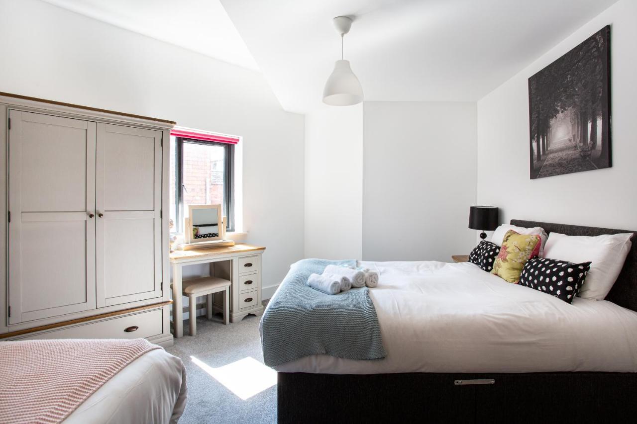 Modern Luxury Apartment, Sleeps 6, Best Location Belfast Exterior foto