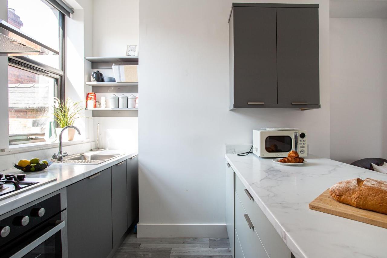 Modern Luxury Apartment, Sleeps 6, Best Location Belfast Exterior foto