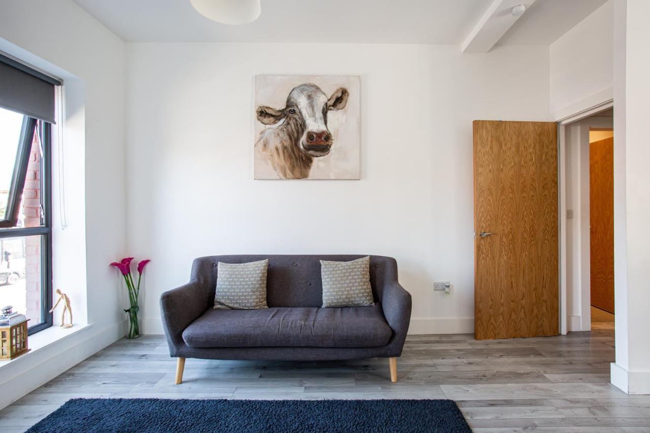 Modern Luxury Apartment, Sleeps 6, Best Location Belfast Exterior foto