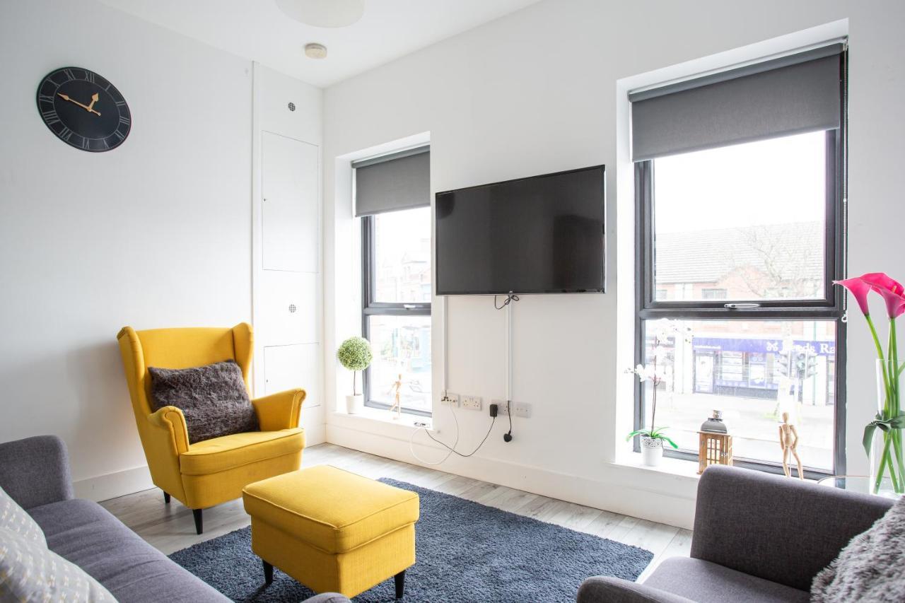 Modern Luxury Apartment, Sleeps 6, Best Location Belfast Exterior foto